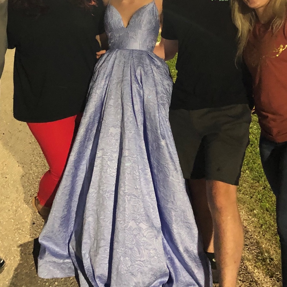 Prom dress - Picture 3 of 3